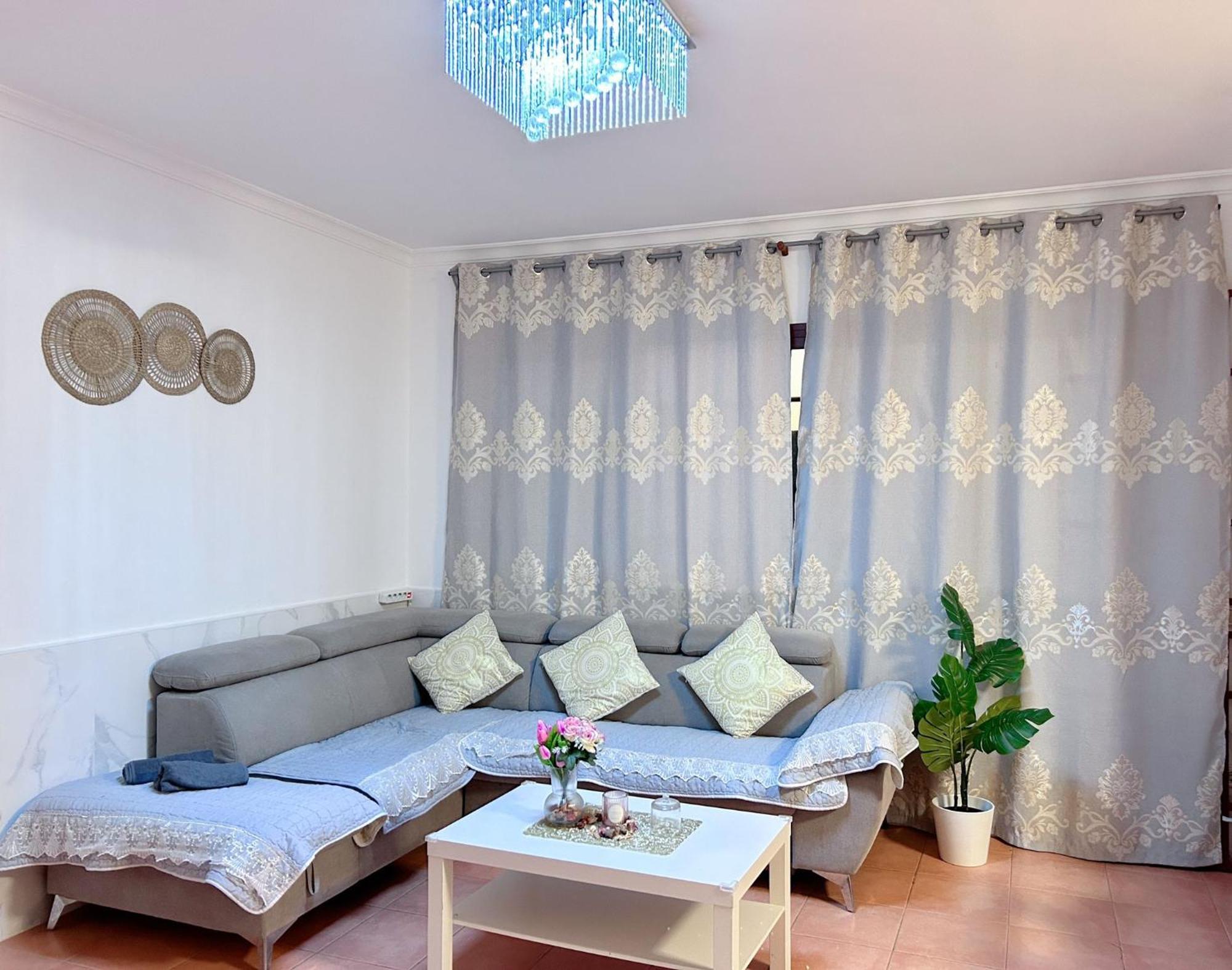 Big Villa Puerto Rico With Heated Saltwater Jacuzzi Pool & Bbq & Private Parking Εξωτερικό φωτογραφία